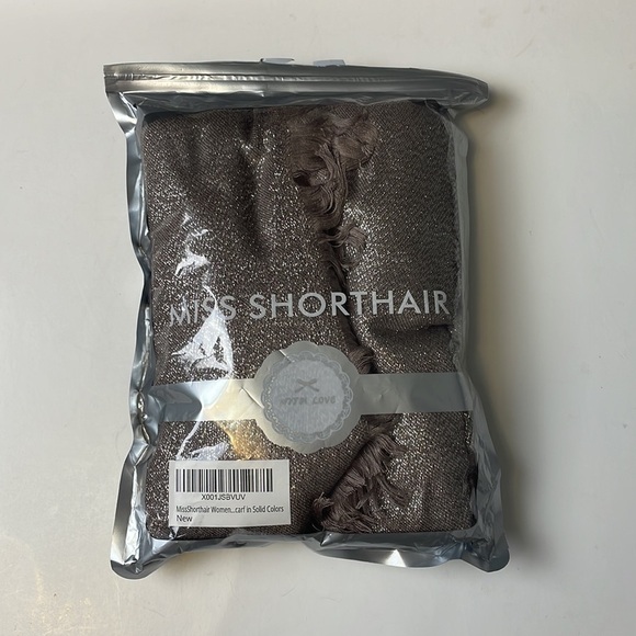 Miss Short Hair Elegant Pink Sparkle Scarf - Picture 9 of 10